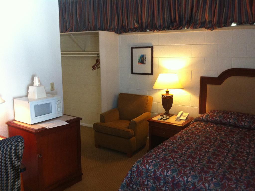 Economy Inn Richland Kültér fotó